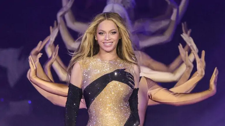 BEYONCÉ : LA BANDE-ANNONCE DU FILM DE SON CONCERT RENAISSANCE EST À COUPER LE SOUFFLE