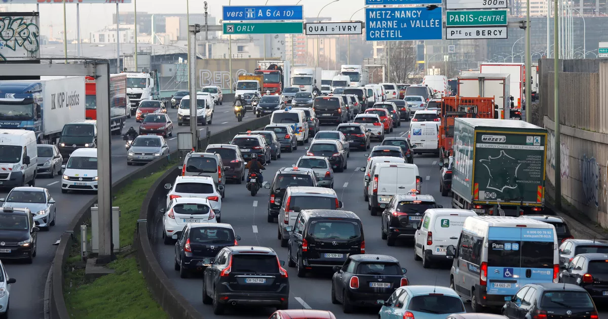 EMBOUTEILLAGES ET FERMETURES DE ROUTES À PARIS : IMPACT DES JO 2024